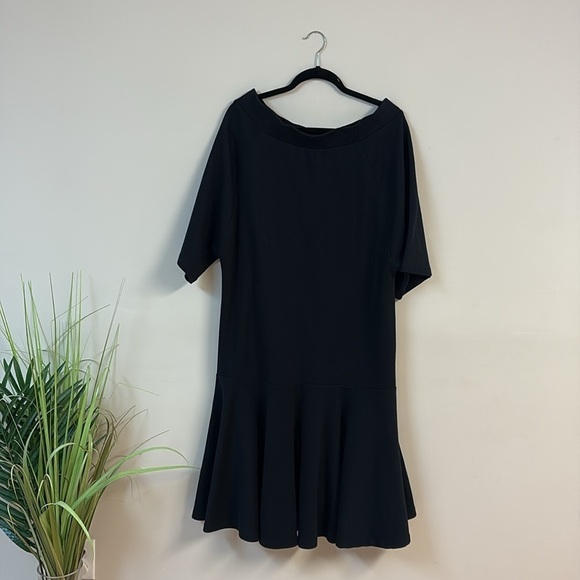 BNWT Oak + Fort Elegant Black Off-Shoulder Dress size M - Picture 5 of 6
